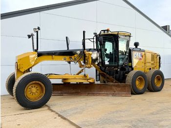 Грейдер CATERPILLAR 160