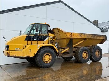 Сочленённый самосвал CATERPILLAR