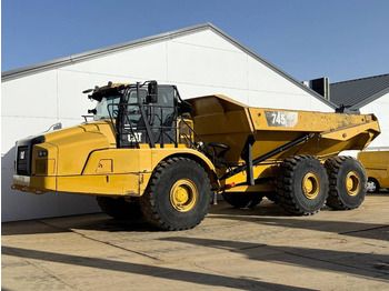 Сочленённый самосвал CATERPILLAR 745