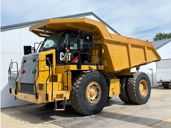 Внедорожный самосвал CATERPILLAR 772