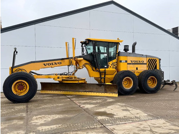 Грейдер VOLVO