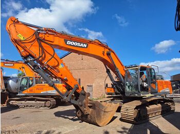 Гусеничный экскаватор DOOSAN DX420