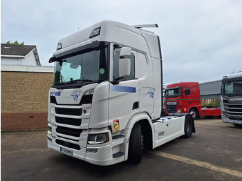 Тягач SCANIA R 500