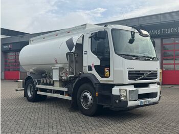 Грузовик-цистерна VOLVO FE 260