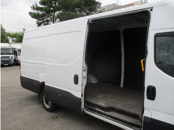 Цельнометаллический фургон Iveco Daily 35S16: фото 5