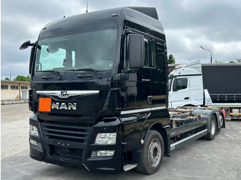 Грузовик-шасси MAN TGX 26.460