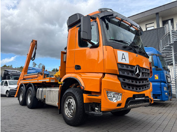Самосвал MERCEDES-BENZ Arocs 2648