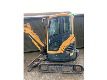 Экскаватор HYUNDAI