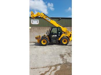 Телескопический погрузчик JCB