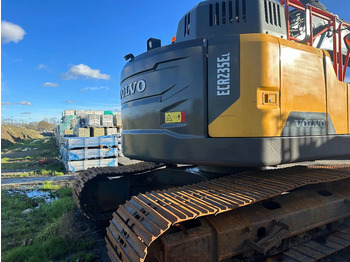 Новый Гусеничный экскаватор Volvo ECR 235 EL: фото 4