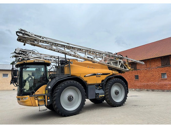 Самоходный опрыскиватель CHALLENGER