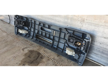 Бампер для Грузовиков MAN TGL: фото 5 Бампер для Грузовиков MAN TGL: фото 5