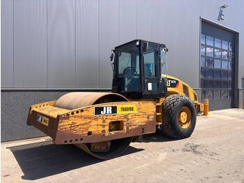 Компактор CATERPILLAR