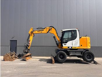 Колёсный экскаватор LIEBHERR A 912