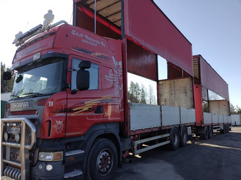 Тентованный грузовик SCANIA
