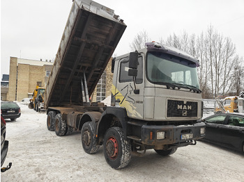 Самосвал MAN