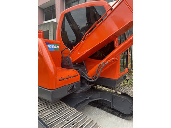 Гусеничный экскаватор DOOSAN DX75