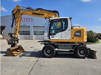 Колёсный экскаватор LIEBHERR A 918