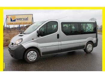 Микроавтобус, Пассажирский фургон Renault Trafic: фото 1