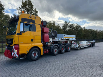 Низкорамный полуприцеп GOLDHOFER STZ