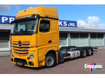 Грузовик-шасси MERCEDES-BENZ Actros