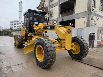 Грейдер CATERPILLAR 140H
