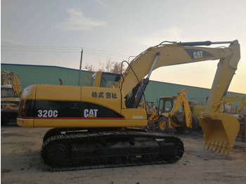 Гусеничный экскаватор CATERPILLAR 320C