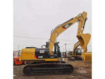 Гусеничный экскаватор CATERPILLAR 320D