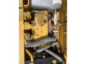 Гусеничный экскаватор CAT 320D: фото 4