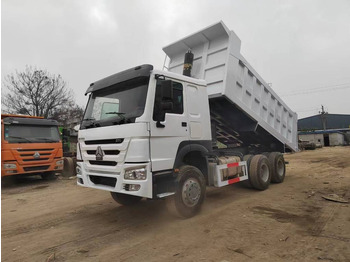 Самосвал SINOTRUK HOWO