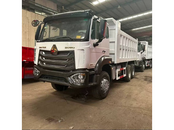 Самосвал SINOTRUK HOWO