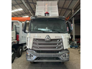 Самосвал SINOTRUK HOWO