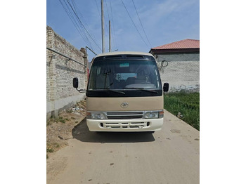 Микроавтобус TOYOTA