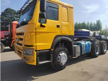 Тягач SINOTRUK HOWO