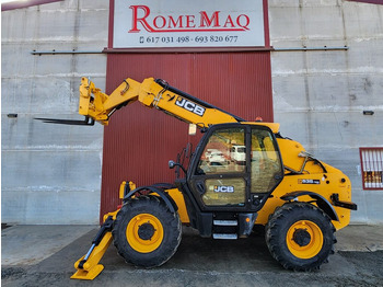 Телескопический погрузчик JCB