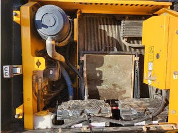 Гусеничный экскаватор JCB JS131LC: фото 5