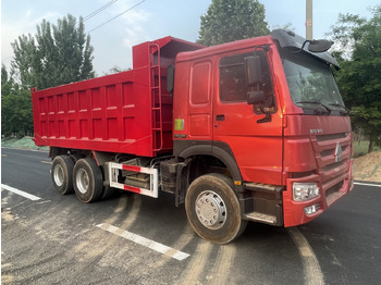 Самосвал SINOTRUK HOWO