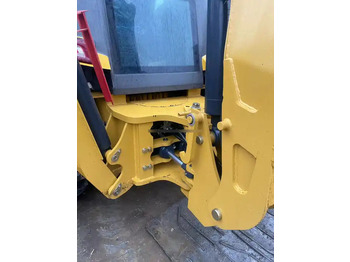 Новый Экскаватор-погрузчик HT636 Mini Tractor with Front End Loader and Backhoe Efficient Cat 420F2 Backhoe Loader Weichai Engine New Condition: фото 4 Новый Экскаватор-погрузчик HT636 Mini Tractor with Front End Loader and Backhoe Efficient Cat 420F2 Backhoe Loader Weichai Engine New Condition: фото 4