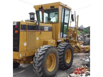 Грейдер CATERPILLAR 140H