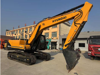 Гусеничный экскаватор Original Used Korea  22ton Hyundai 220lc-9s Excavator for Sale in Good Condition and Low Working Time: фото 3