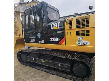 Гусеничный экскаватор CATERPILLAR 320D