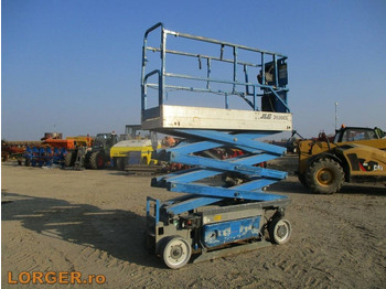 Ножничный подъемник JLG