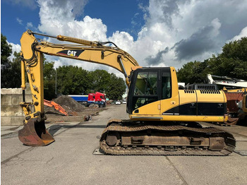 Гусеничный экскаватор CATERPILLAR 318CL