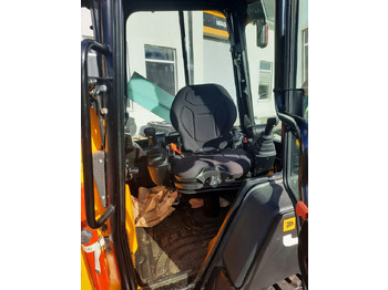 Экскаватор-погрузчик JCB 1CX: фото 4