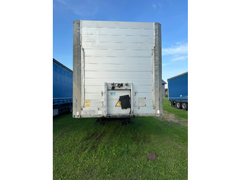 Низкорамный полуприцеп SCHMITZ SCS