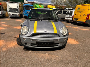 Легковой автомобиль