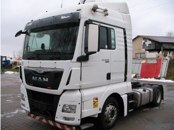 Тягач MAN TGX 18.480 / LOW DECK / ENGINE DAMAGE.: фото 2