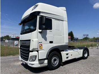 Тягач DAF XF 530