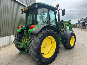 Трактор John Deere 5100 R: фото 4