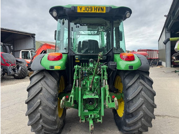 Трактор John Deere 5100 R: фото 5